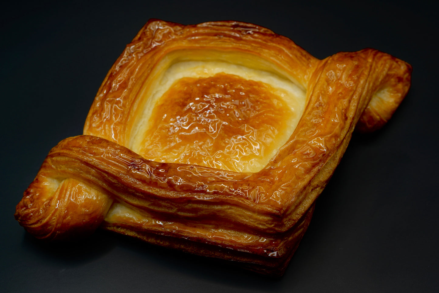 Extra Large Open Danish Basket x 100